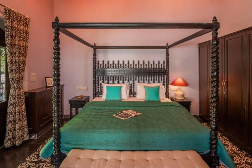Villa Casa Da Rosa By Hireavilla, Luxury Private 4 Bedroom With Pool
