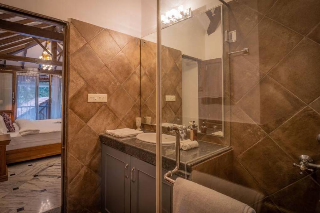Casa Da Rosa By Hireavilla, Luxury Private 4 Bedroom With Pool Villa *